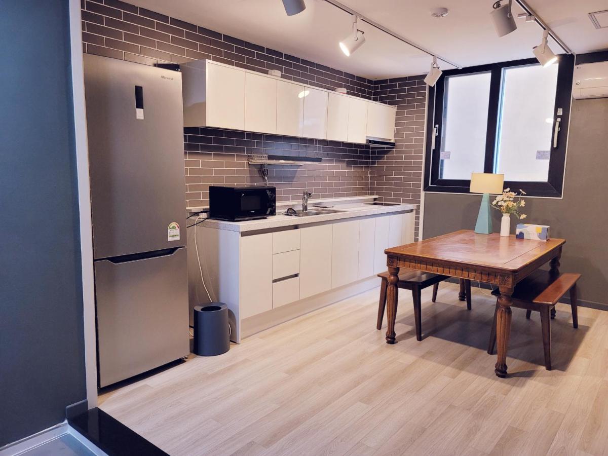Picasso Guesthouse Mokpo Ngoại thất bức ảnh